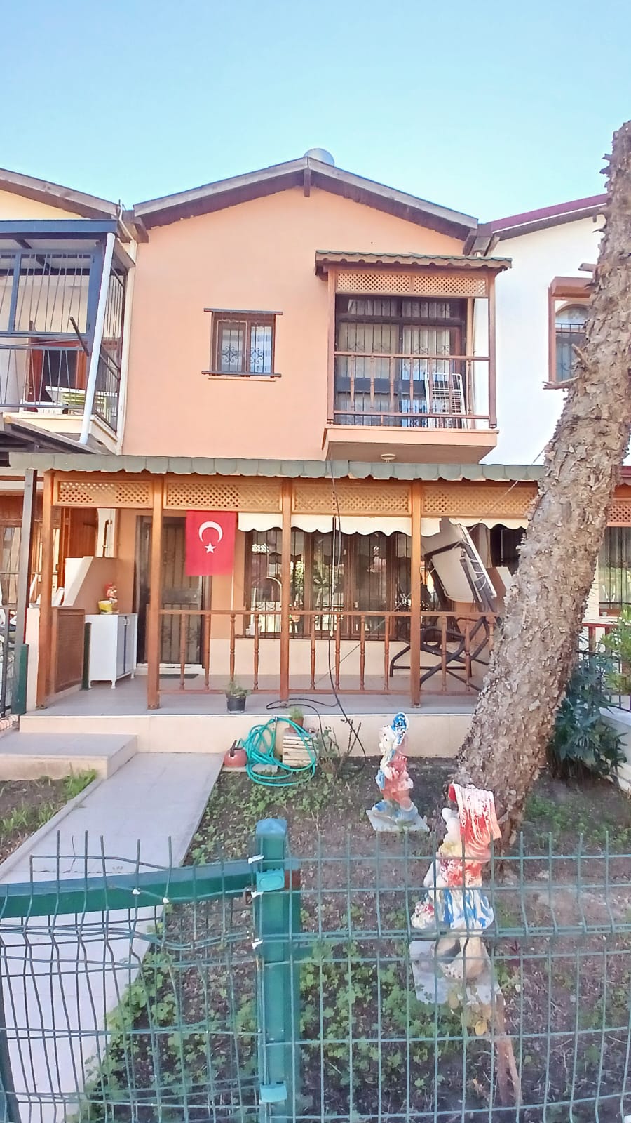 KUŞADASI KADINLAR DENİZİNDE 2+1 YAZLIK.